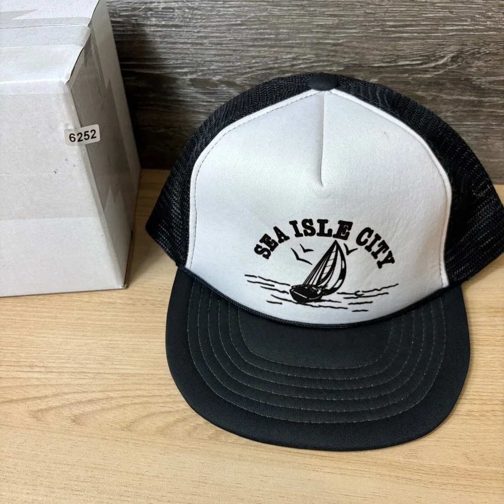 Vintage Sea Isle City Hat Cap Snap Back Black Trucker New‎ Jersey Adjustable